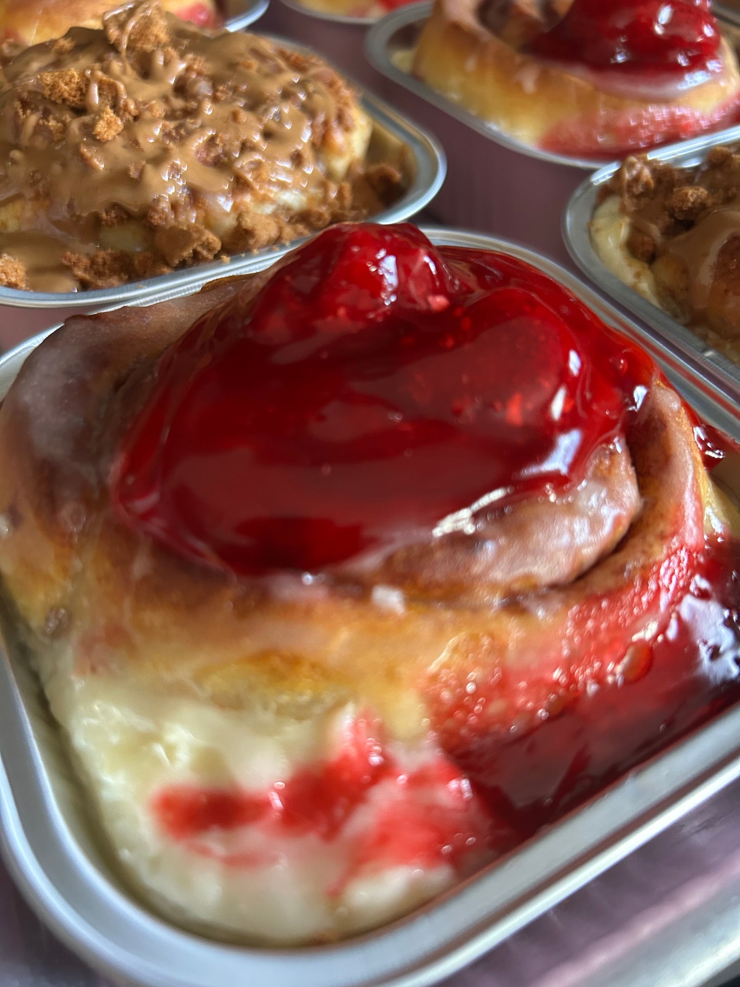 Cheesecake Cinnamon Roll